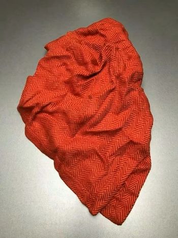 Echarpe rouge orangée Depot