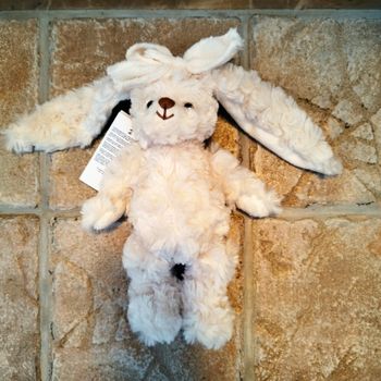 Doudou lapin beige noeud
