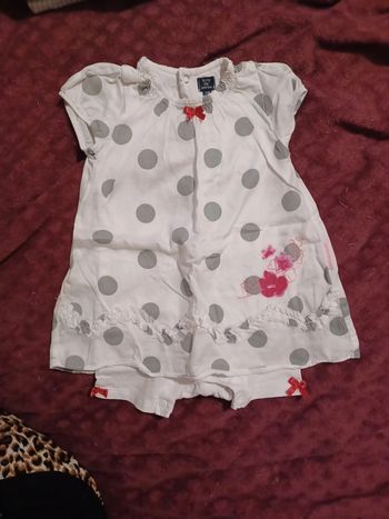 Robe body grenouillère intégré 9 mois
