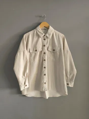 Surchemise | Veste crème Stradivarius