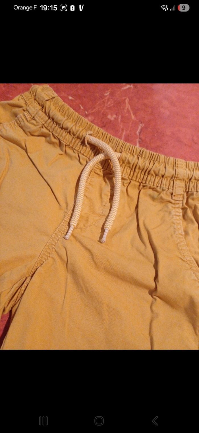 Short garçon taille 5 ans - photo numéro 2