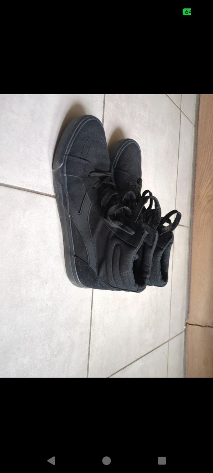 Chaussure montante en tissu - photo numéro 2