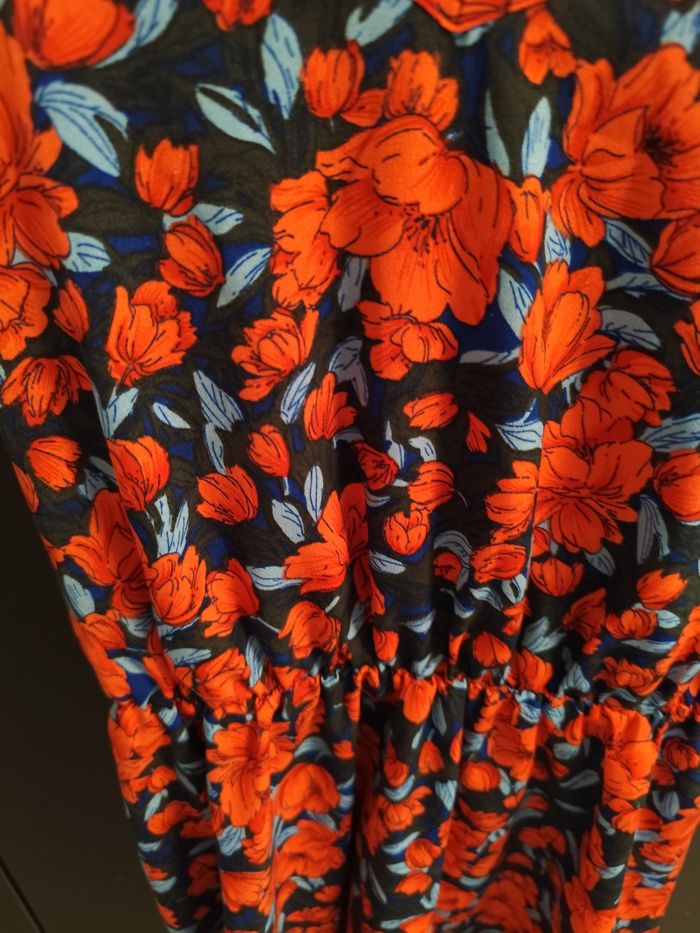 Robe à fleurs - photo numéro 3