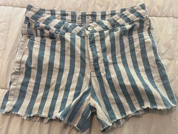 short femme bleu rayé blanc