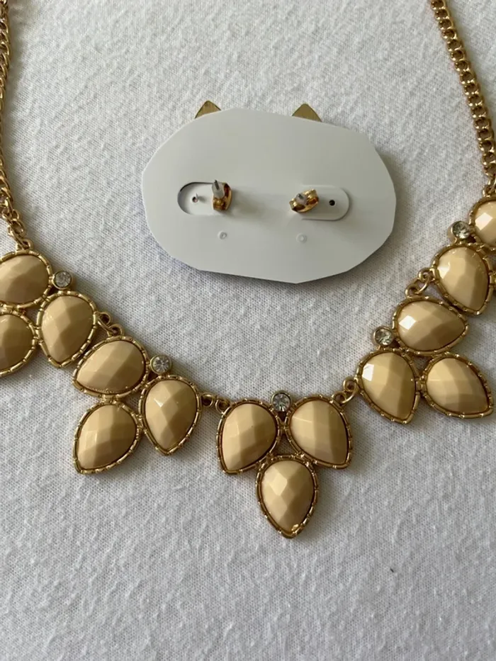Boucles d’oreilles + collier - photo numéro 2