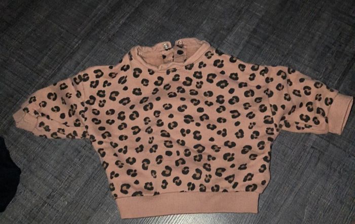 Lot maillot et pull - photo numéro 7