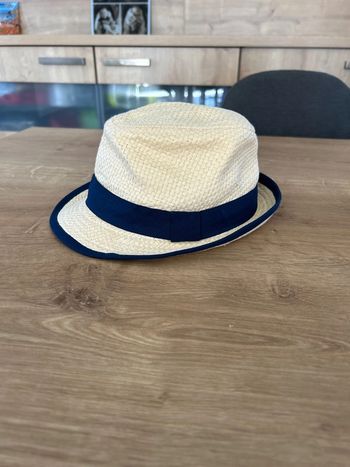 Chapeau