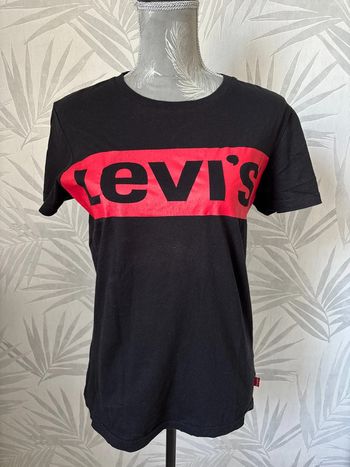 TEE shirt levi’s