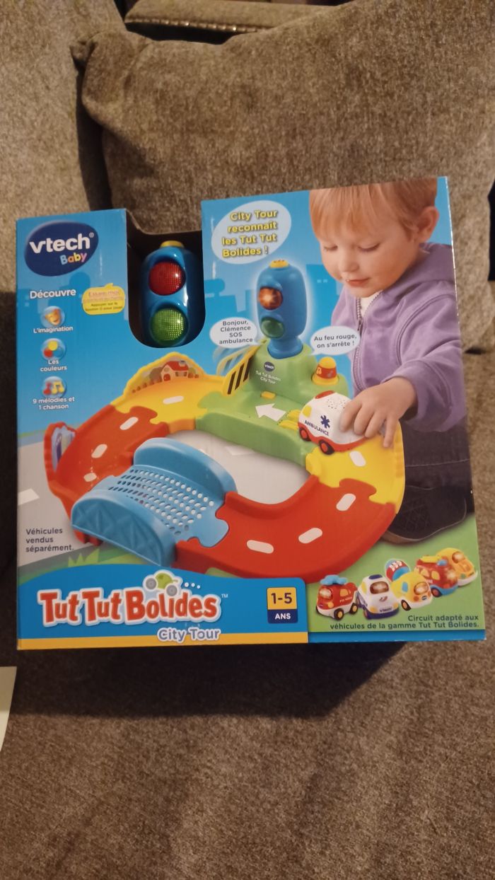 Circuit voiture tut tut bolides vtech baby 1-5 ans neuf
