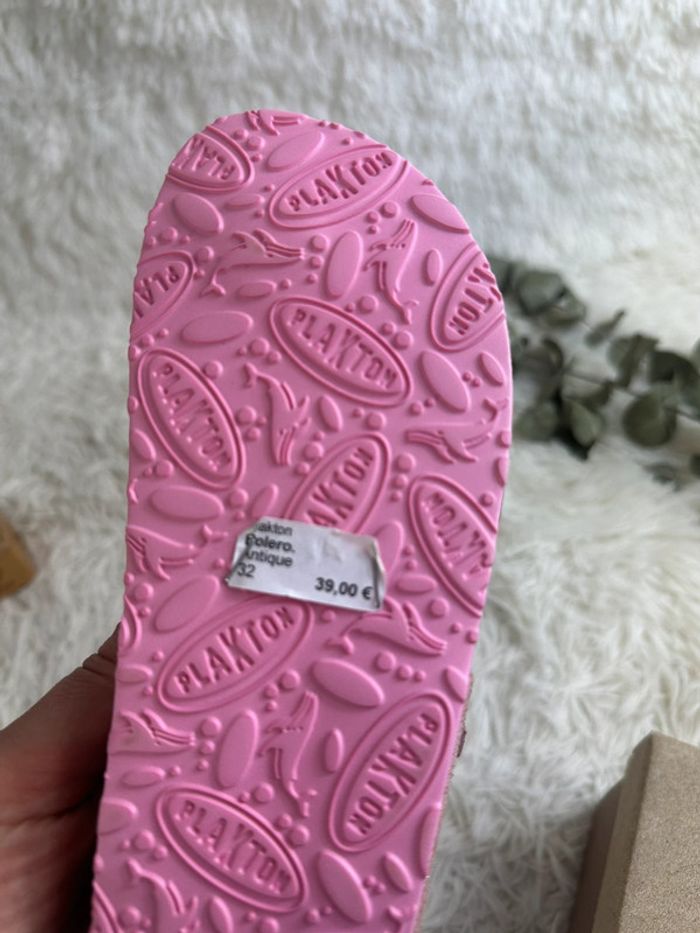 Paire de claquette Plakton taille 32 - photo numéro 7