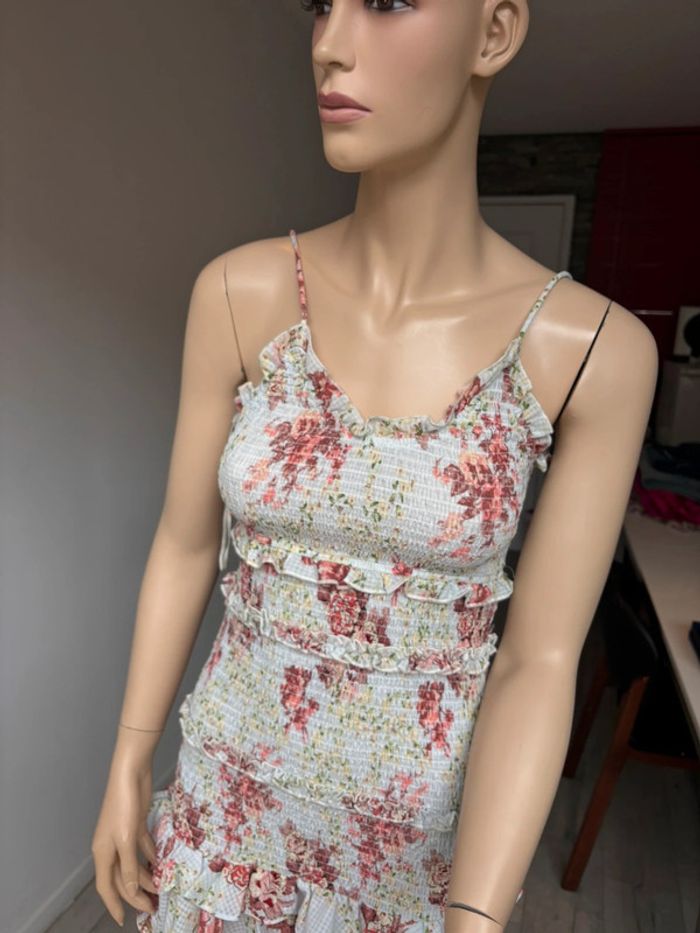 Robe d’été à bretelles fleuris Zara - photo numéro 5