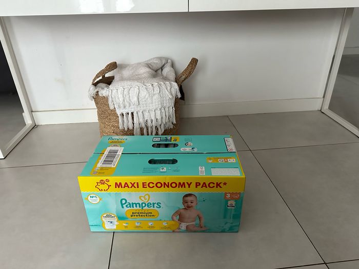 Paquet de 112 couches taille 3 Pampers - photo numéro 2
