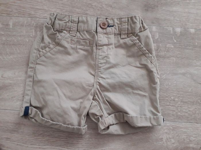 Short Kiabi 18 mois