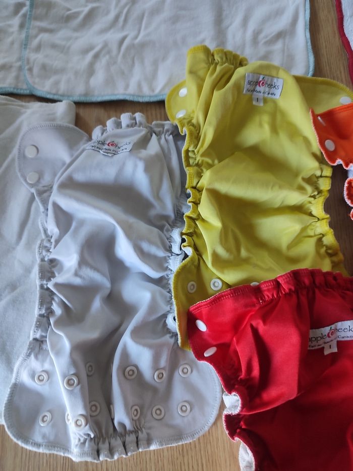 Lot couches applecheek et inserts - photo numéro 2