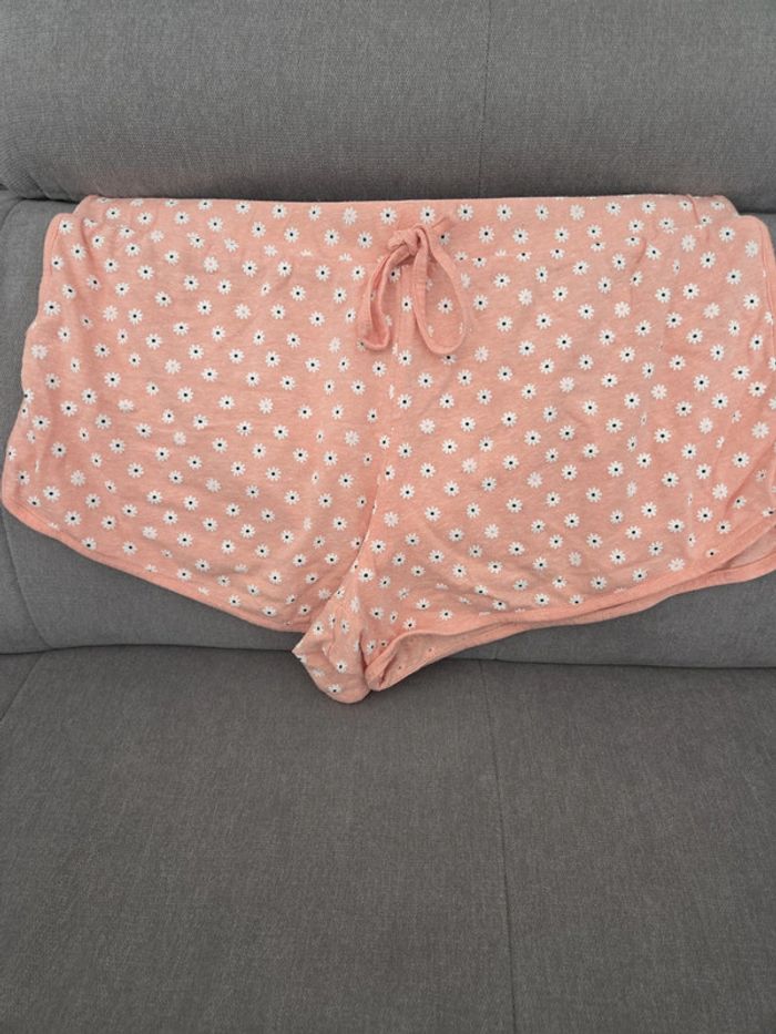 Short pyjama