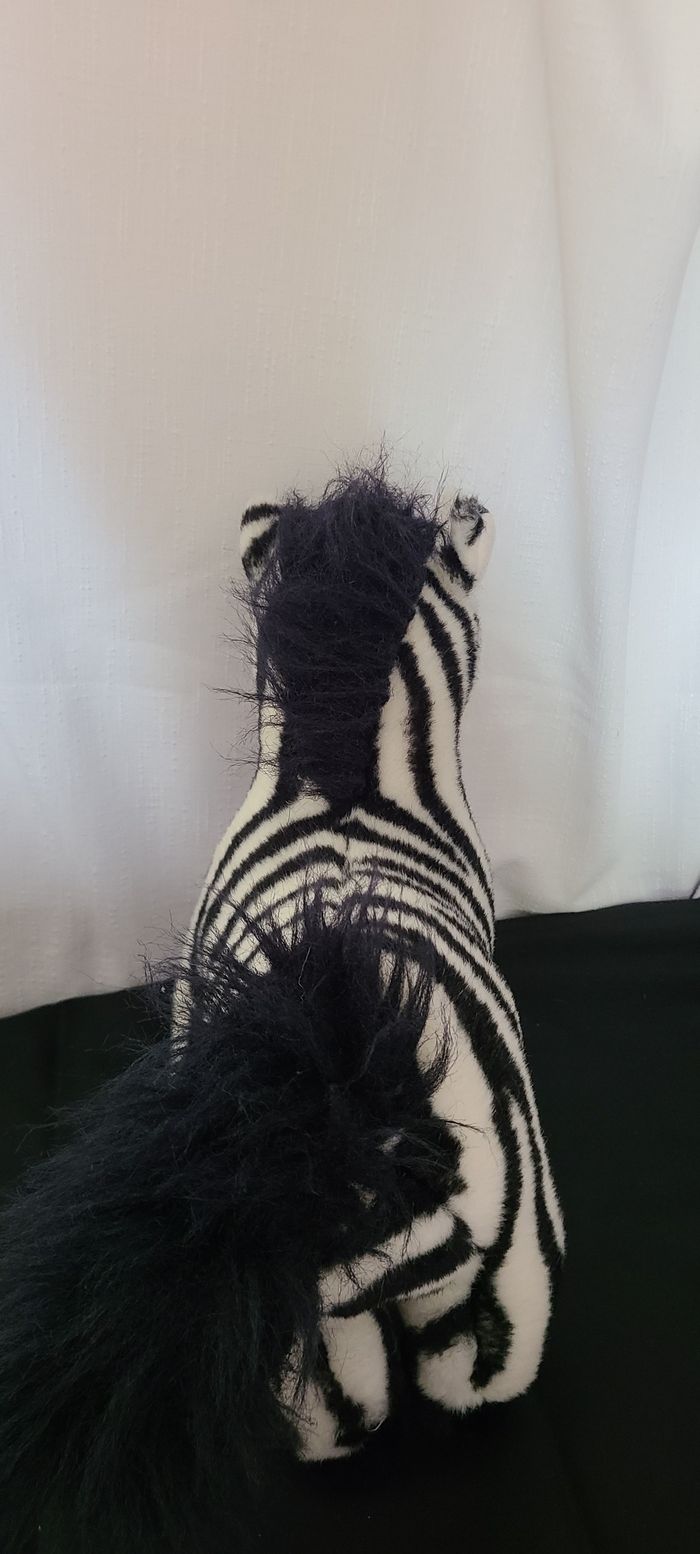 Peluche douce zèbre Ikea Hastig 30 cm, debout, noir et blanc - photo numéro 2