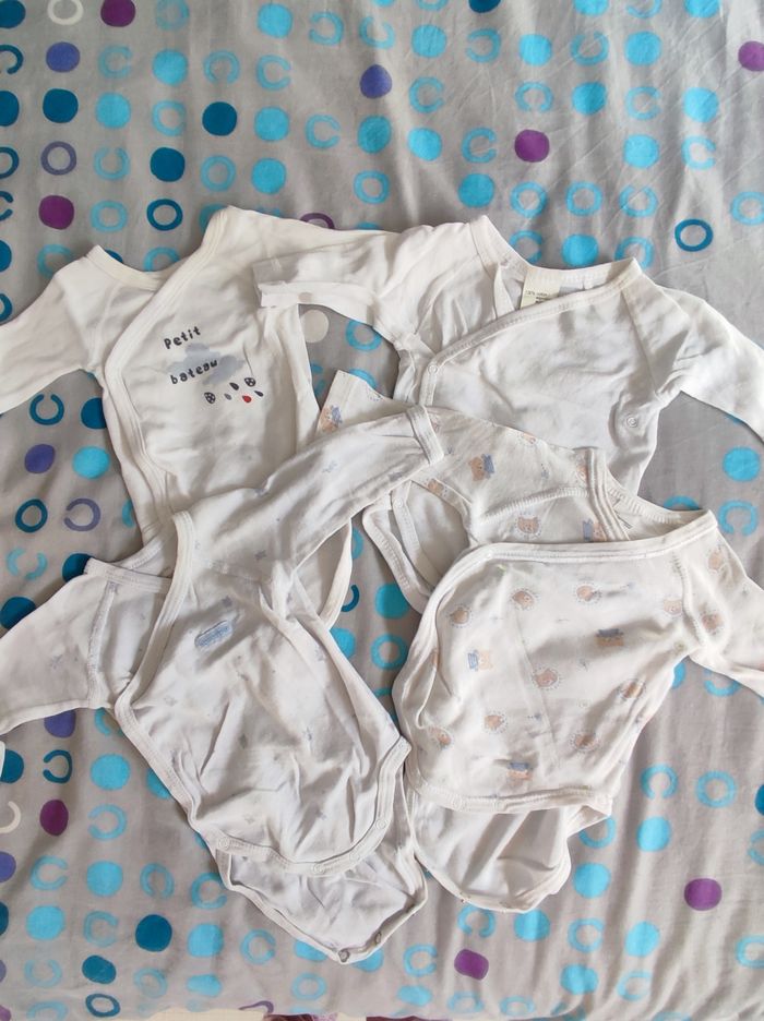 Lot bodies garçon - photo numéro 4