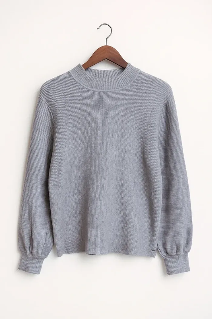 Pull gris côtelé chic & confortable – Taille 40 – Q2