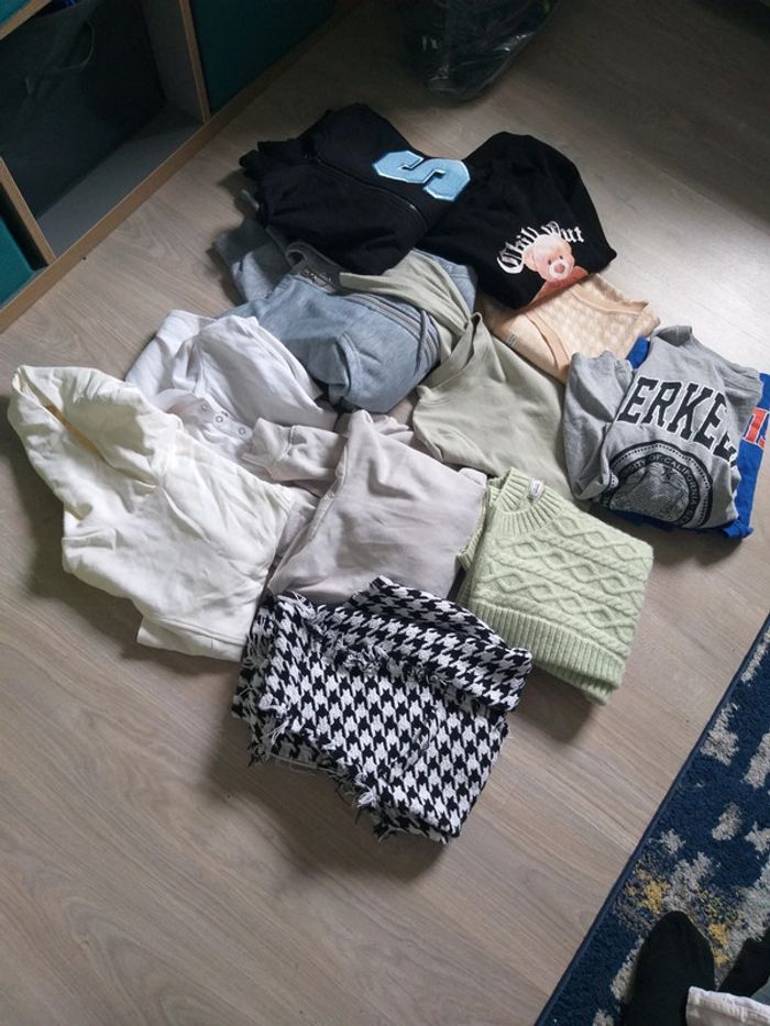 Lot vêtements xs - photo numéro 2