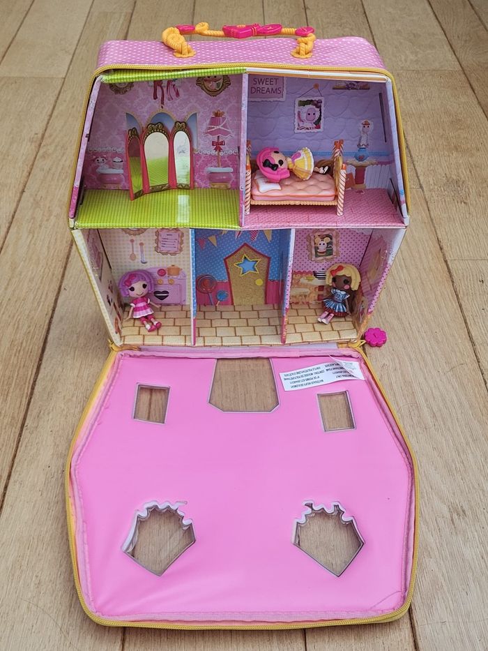 Lalaloopsy - Maison pliante et portable + 3 mini-poupées, lit et miroir - photo numéro 4