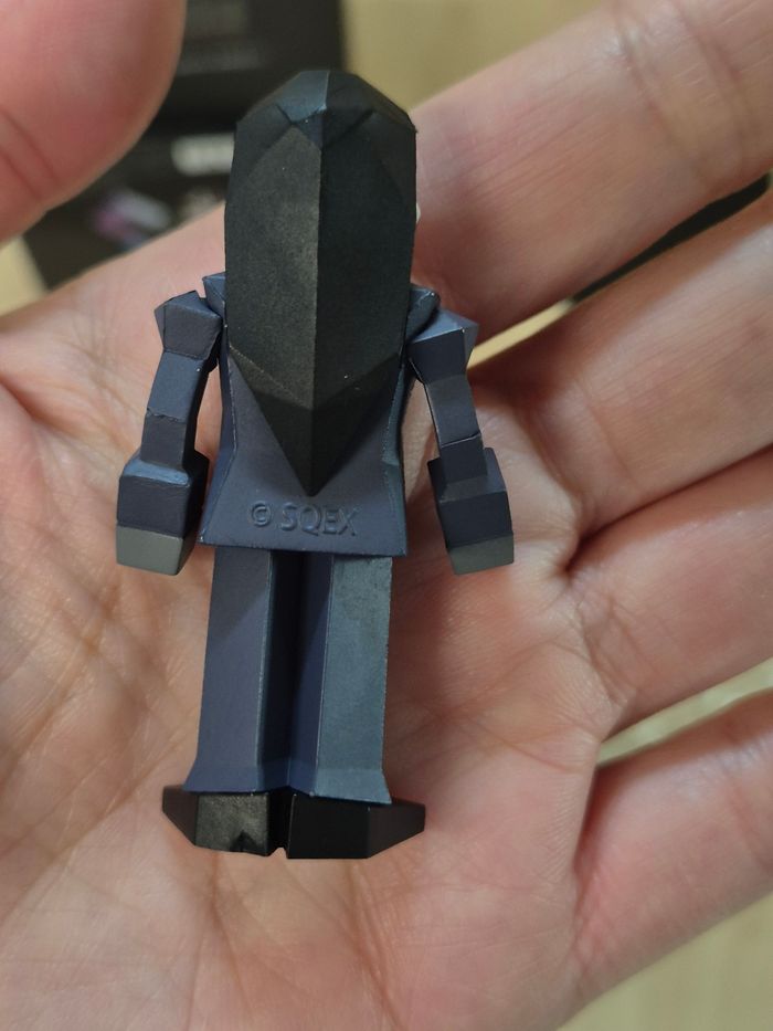 Figurine polygones Final Fantasy VII : Tseng - photo numéro 4