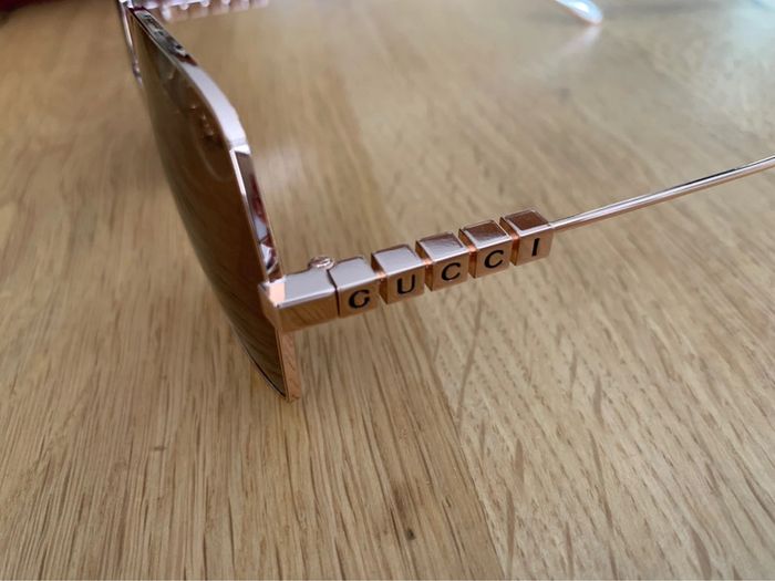 Solaire GUCCI neuve - photo numéro 4