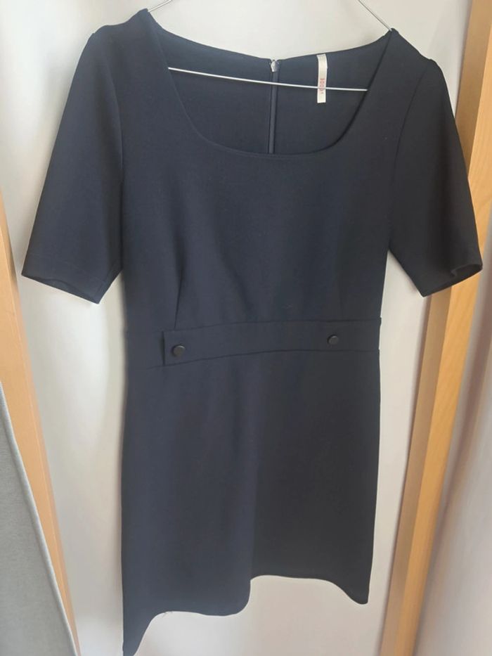 I code robe T 36 en tbe - photo numéro 2