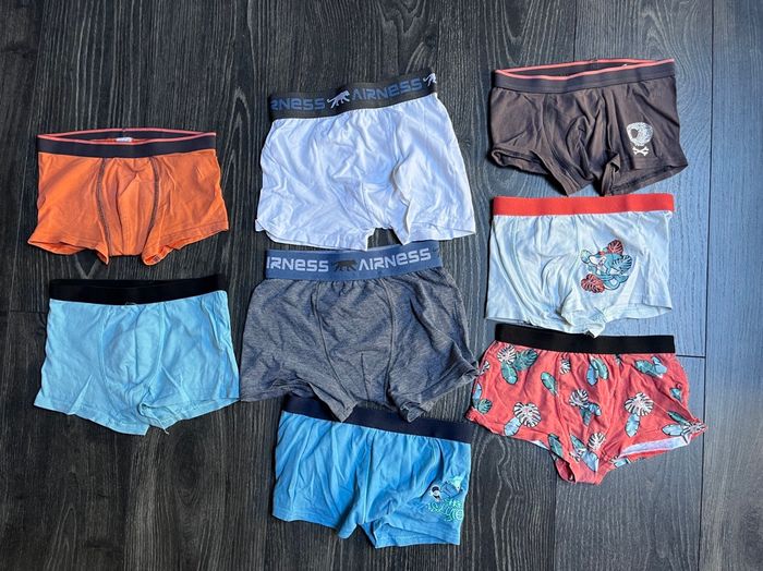 Lot de 8 boxers/ caleçons  6/8 ans