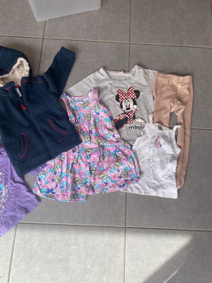 Lot vêtement 2 ans - photo numéro 3
