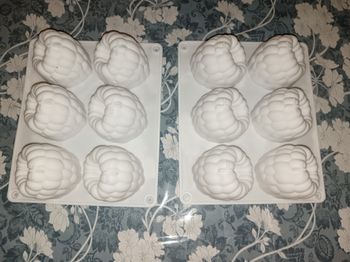 2 Moules e trompe œil framboise 