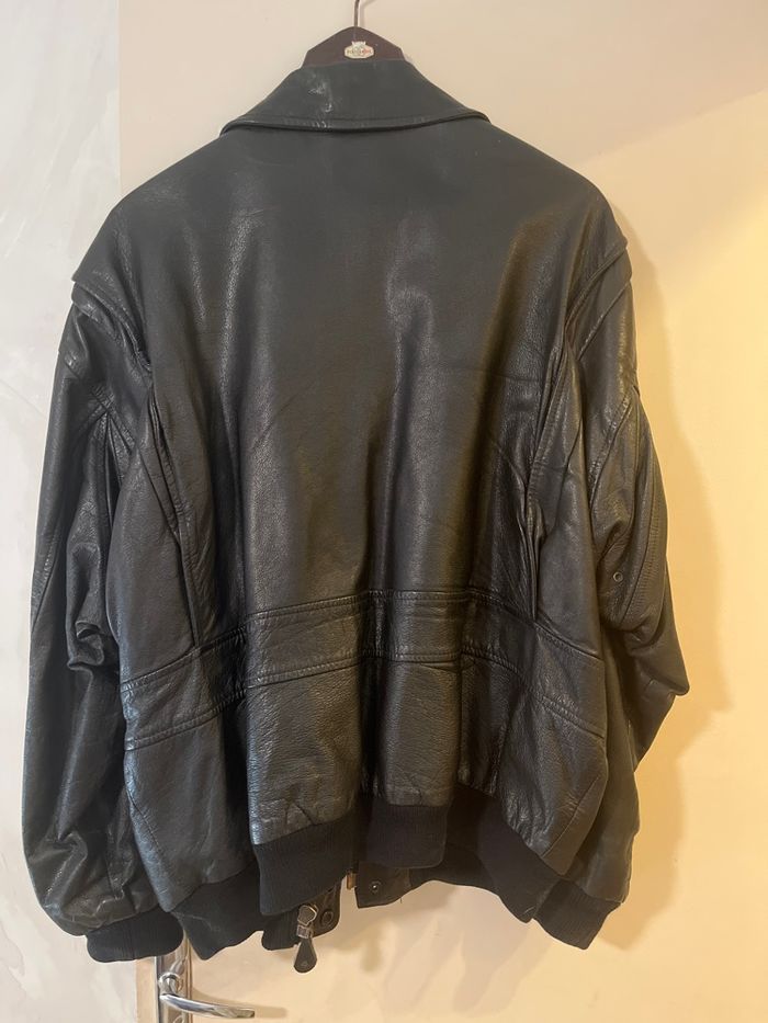 Bonjour , je vends un blouson aviateur Mac Douglas, taille 56 - photo numéro 2