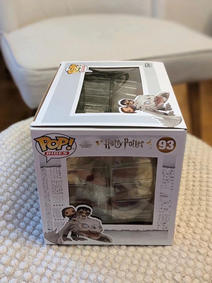 Funko Pop! Harry Potter 93 Harry, Hermione & Ron sur Dragon de Gringotts sous protection sleeve - photo numéro 4