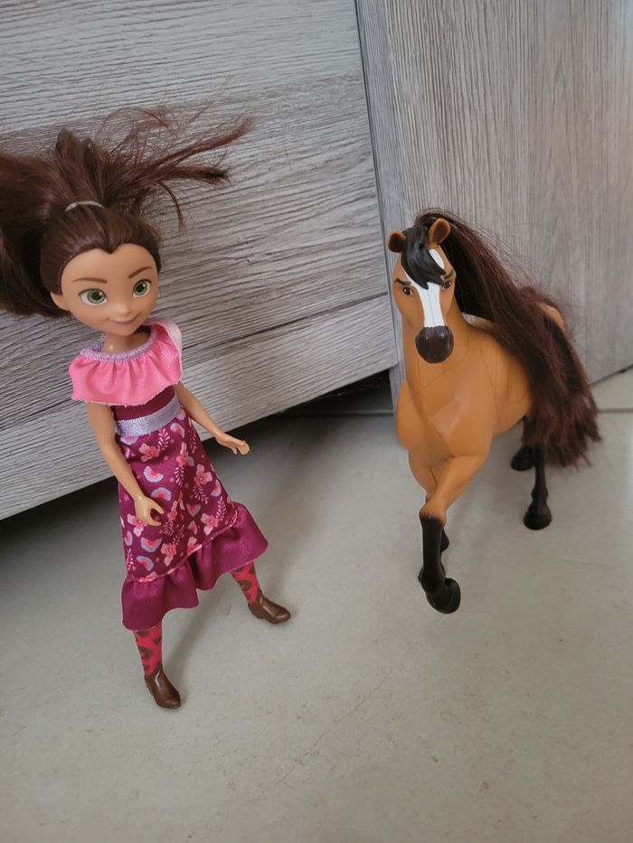 Poupée Lucky et son cheval Spirit - photo numéro 2