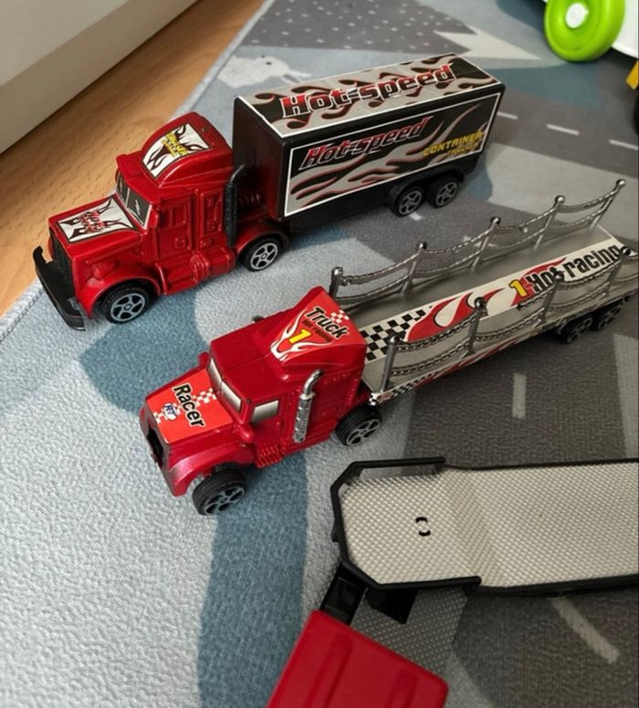 Lot camions - photo numéro 2