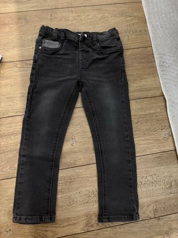 Jean noir gemo 4 ans 