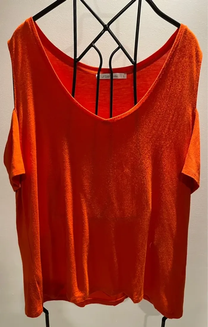TEE shirt a manche courte épaule nu Gemo taille L - photo numéro 3