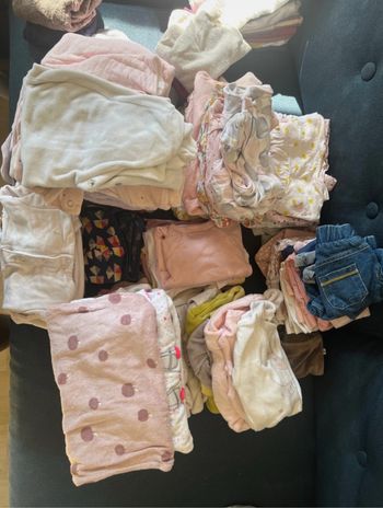 Lot vêtements fille 1 mois