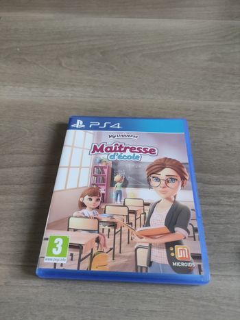 Maîtresse d'école My Universe PS4