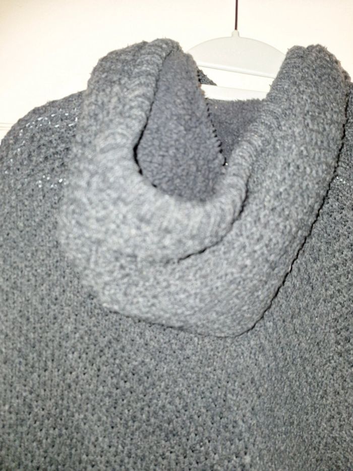 Cape chaude sans manches à capuche - photo numéro 6