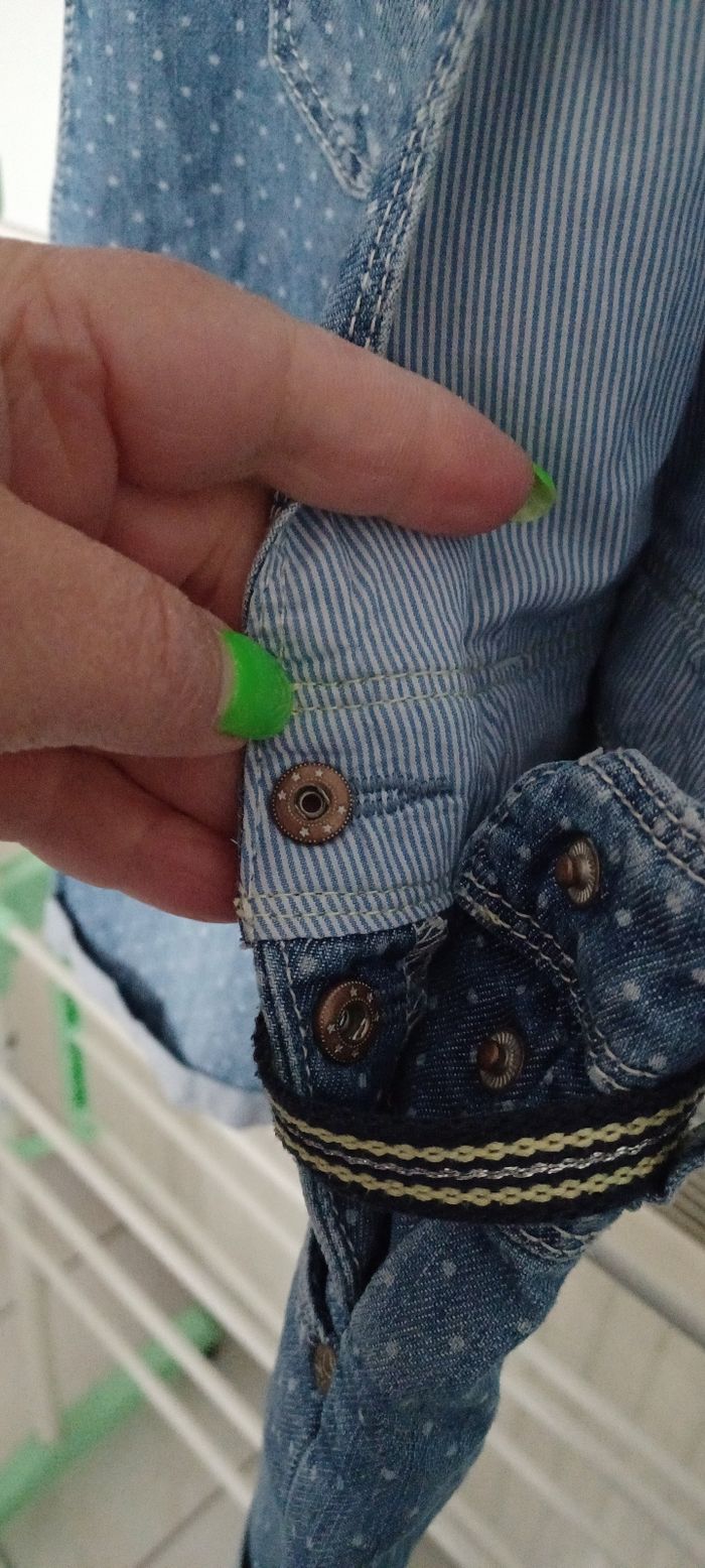 Très jolie combishort jeans fille T 8 ans - photo numéro 7