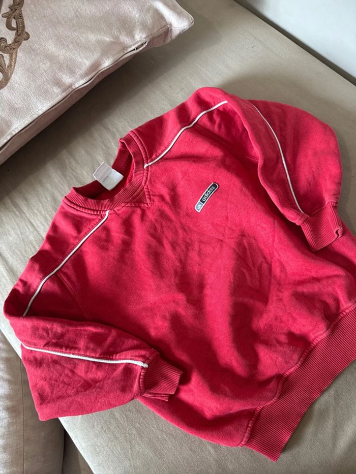 Pull adidas rouge