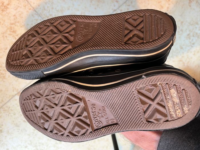 Basket converse en cuir femme noires 37 en très bon état - photo numéro 5