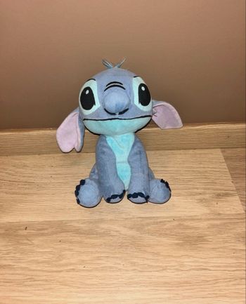 Peluche Disney Stitch 18 cm
