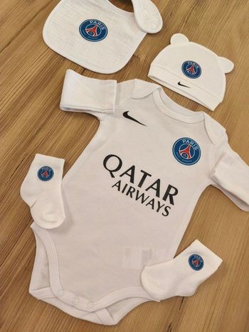Ensemble bébé foot cadeau de naissance paris PSG