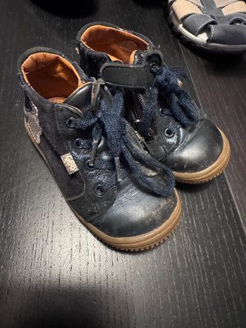 Chaussures fille GBB
