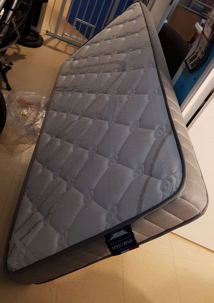 Matelas Latex 90cm x 200cm - photo numéro 2