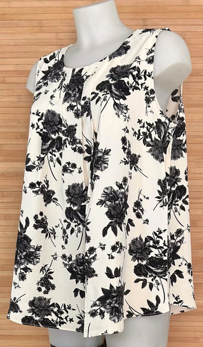 Blouse taille XL motif roses - photo numéro 2