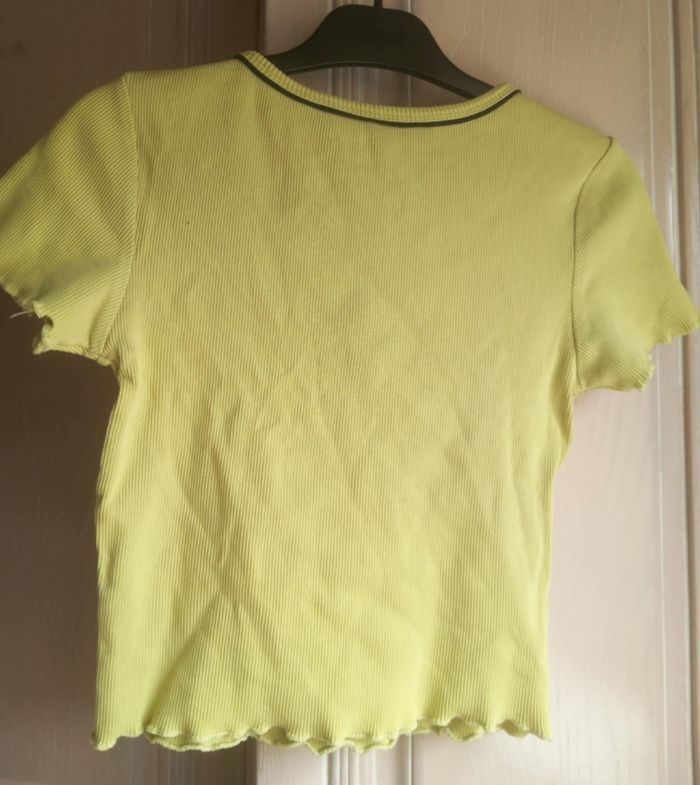 Tee-shirt court à fleurs taille S - photo numéro 4