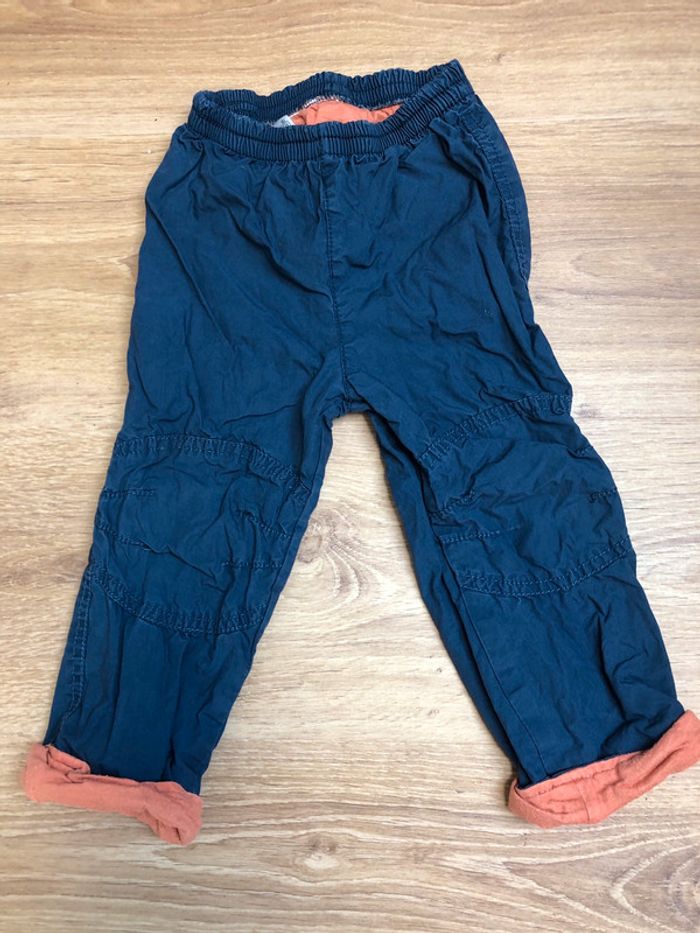 Pantalon bleu et orange 18 mois