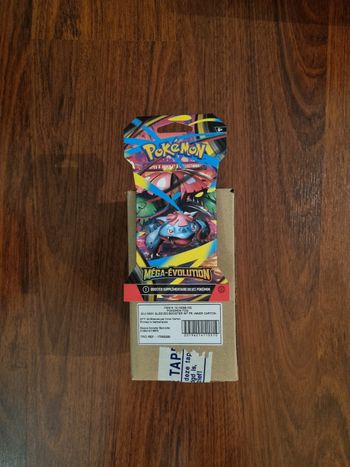 Case scellée de 24 blister pokemon ME01